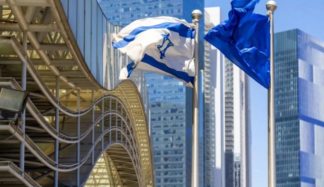 En un mundo donde la tecnología avanza a ritmo de vértigo, pocos países lograron articular una relación tan virtuosa entre el Estado y el sector privado como Israel. En lugar de competir o coexistir, ambos actores cooperan bajo una lógica común: el desarrollo de conocimiento como política nacional. 