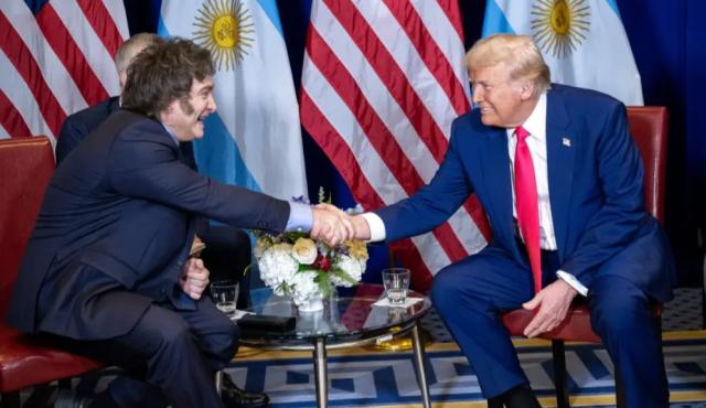 En un anuncio que marca un giro estratégico en la relación bilateral, Estados Unidos y Argentina presentaron un marco de acuerdo para un pacto de Comercio e Inversión Recíproca, una hoja de ruta que redefine la relación económica entre ambos países. 