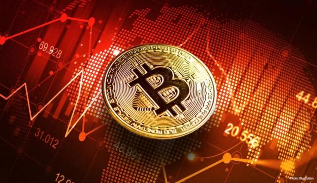 En las últimas semanas, el Bitcoin experimentó una corrección significativa: pasó de cotizar cerca de los US$ 100.000 o más a caer por debajo de los US$ 95.000, tocando mínimos de seis meses.