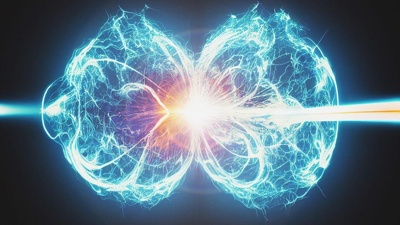 La fusión nuclear es el proceso mediante el cual dos núcleos atómicos livianos —generalmente isótopos de hidrógeno— se combinan para formar uno más pesado, liberando enormes cantidades de energía. 