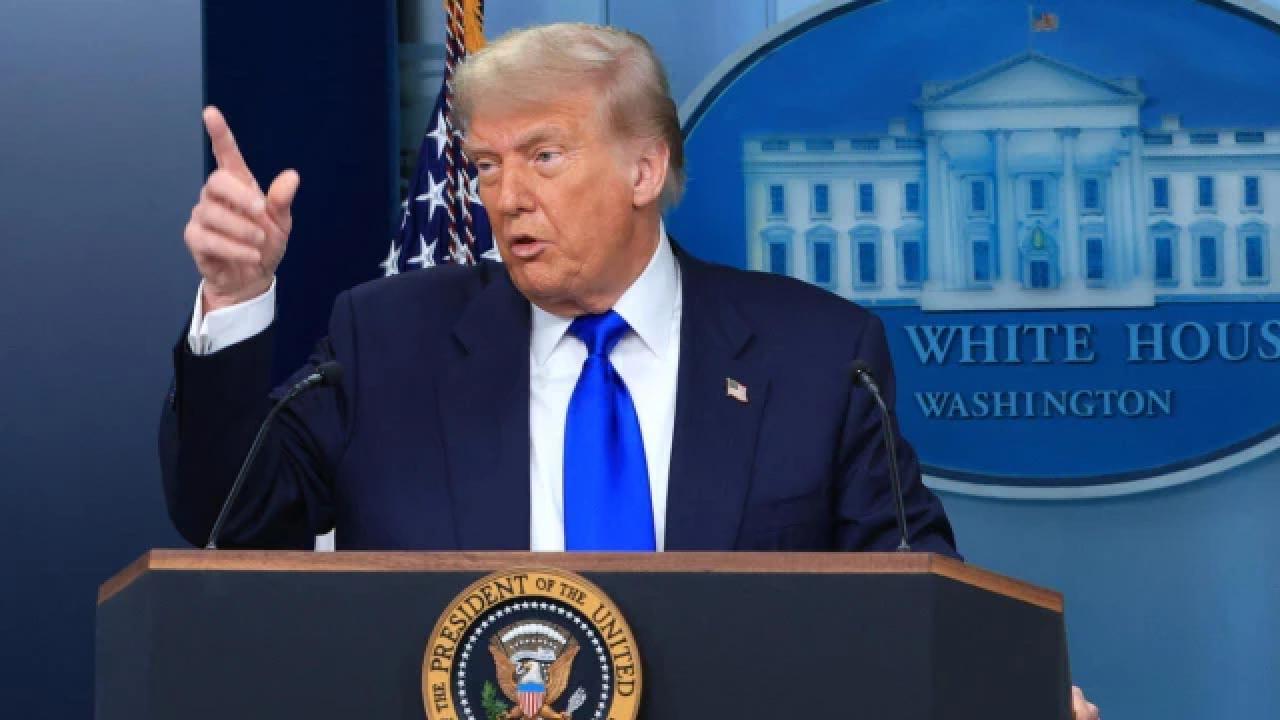 El presidente Donald Trump ordenó la salida de Estados Unidos de 66 organismos internacionales, entre ellos tratados y agencias centrales para el cambio climático, la energía y la cooperación científica.