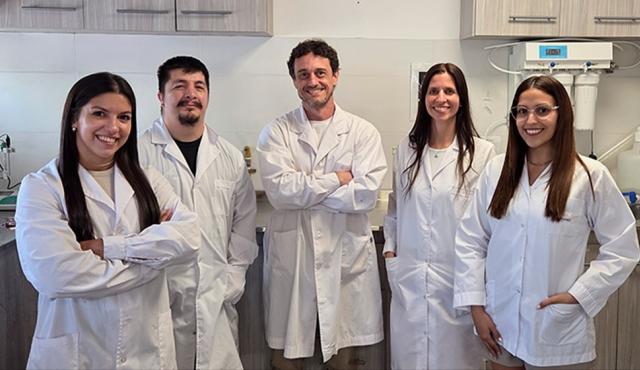 Un equipo de investigadores del CONICET y de la Universidad Nacional de Hurlingham (UNAHUR) logró un avance relevante en la lucha contra las bacterias multirresistentes, uno de los principales problemas de salud pública a nivel global. 