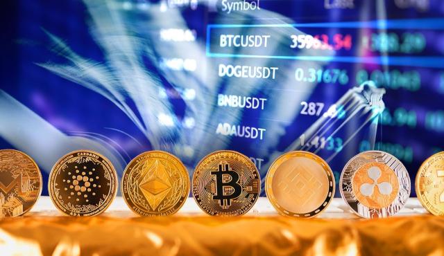 En los últimos días, los precios de las tres principales criptomonedas —Bitcoin, Ethereum y Solana— han sufrido caídas significativas, impactando a los mercados globales. Las razones detrás de esta fuerte disminución no son solo técnicas, sino también sociales y culturales, marcadas por escándalos que involucran estafas, hackeos y controversias relacionadas con nuevas memecoins.