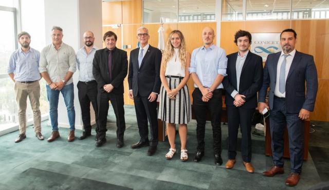 Durante el encuentro se abordaron oportunidades de cooperación en ciencia aeroespacial, el potencial del talento argentino en iniciativas espaciales internacionales y posibles líneas de trabajo conjunto entre el sistema científico y el sector privado.