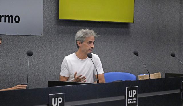 La Licenciatura en Diseño de la Universidad de Palermo presentó un nuevo taller académico basado en el desarrollo de proyectos reales, con la participación del empresario industrial Juan Ignacio Serrot (Metrar) y la arquitecta Sol Juárez, fundadora de Solar Concept Gallery.