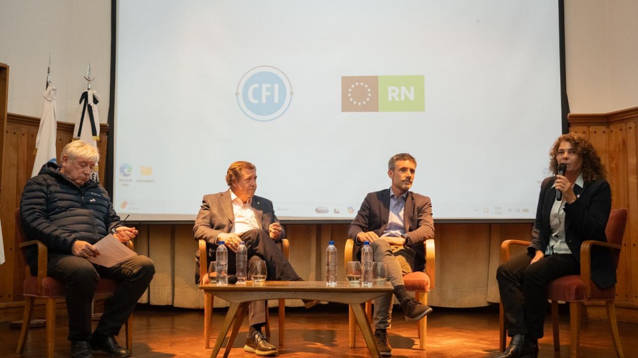 El CFI presentó un nuevo instrumento de financiamiento orientado a empresas de base científico-tecnológica en etapas iniciales. El esquema apunta a fortalecer el desarrollo productivo provincial, con foco en innovación, articulación público-privada y soluciones tecnológicas con impacto federal.