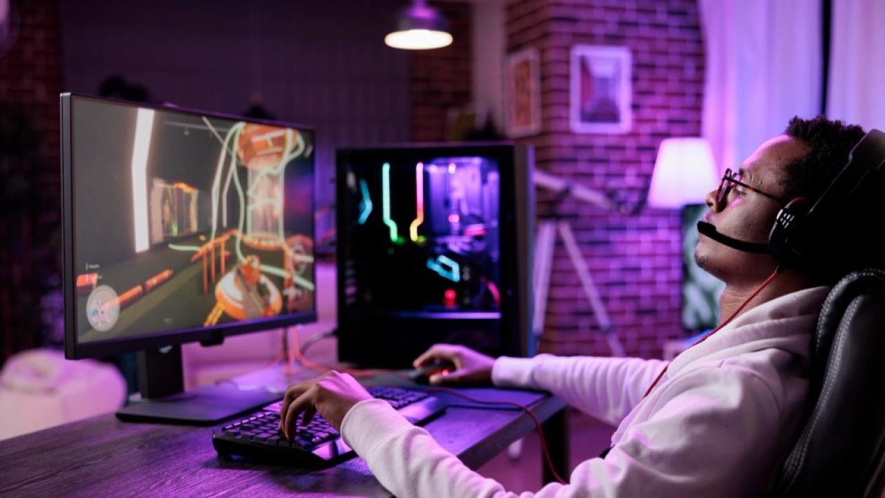 Una investigación liderada por Western University encontró una asociación entre el uso frecuente de videojuegos y mejores resultados en pruebas cognitivas. El hallazgo reabre el debate sobre el gaming, la memoria, la atención y el desarrollo de habilidades, aunque los especialistas advierten que no debe confundirse asociación con causalidad.
