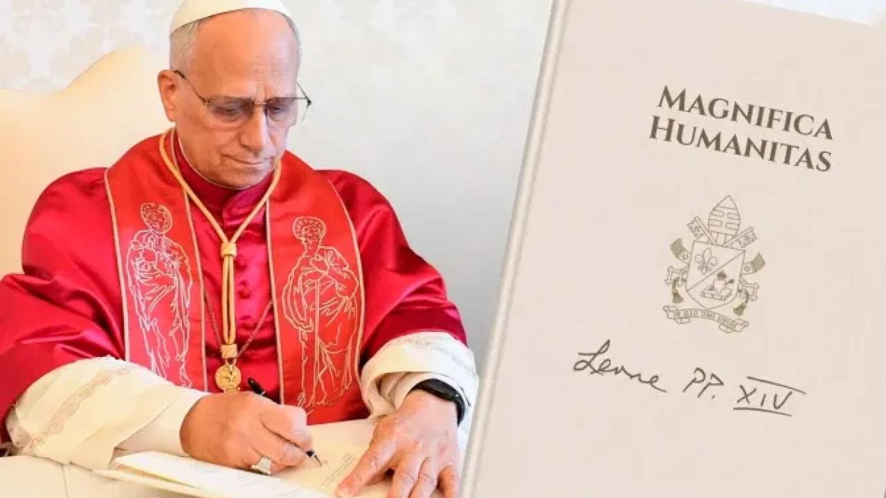 El Papa León XIV publicó este 25 de mayo su primera encíclica oficial, titulada Magnifica Humanitas, un documento centrado en la custodia de la persona humana en el tiempo de la Inteligencia Artificial. 