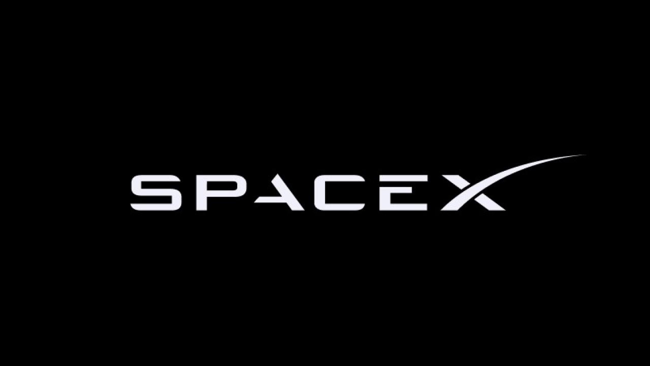 Tras el histórico debut bursátil de SpaceX en Wall Street, los inversores argentinos ya pueden obtener exposición a la compañía aeroespacial mediante un Certificado de Depósito Argentino (CEDEAR), ampliando la oferta de activos tecnológicos disponibles en el mercado local.