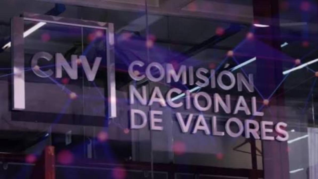 La Comisión Nacional de Valores dio un nuevo paso en la regulación de los activos financieros tokenizados. A través de la Resolución General 1150/2026, el organismo amplió el régimen que permite la representación digital de valores negociables y prorrogó el sandbox regulatorio hasta el 31 de diciembre de 2027.