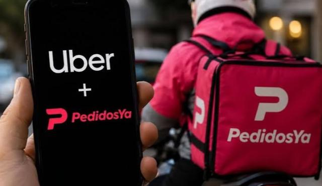 La compañía construyó una red de alrededor de 30 socios vinculados con la conducción autónoma y proyecta desplegar hasta 50.000 vehículos junto con Rivian. 