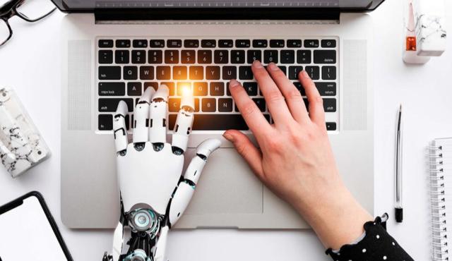 Un estudio del Consejo Económico y Social de la Ciudad de Buenos Aires (CESBA) revela que el 66,9% del empleo porteño presenta algún grado de exposición a la inteligencia artificial generativa. Administración pública, finanzas, tecnología y servicios profesionales aparecen entre los sectores más alcanzados por una transformación que ya empieza a modificar las tareas dentro del mercado laboral.