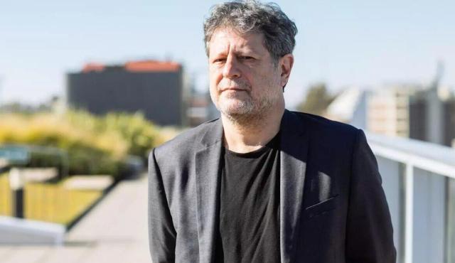 La inteligencia artificial ya forma parte de la vida cotidiana de una porción importante de los argentinos, pero el salto desde el uso individual hacia una incorporación productiva dentro de las empresas todavía es limitado.
