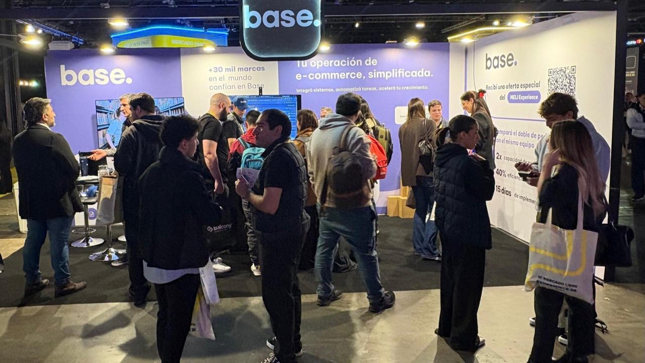 Base, una plataforma europea especializada en e-commerce, inició formalmente sus operaciones en el país. La compañía utiliza inteligencia artificial y automatización para centralizar ventas, stock, pedidos y logística, y eligió Argentina por el peso que tiene Mercado Libre en el comercio electrónico.