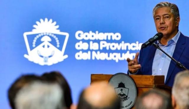 En un esfuerzo por diversificar su economía y fortalecer su ecosistema de innovación, el gobierno de Neuquén ha lanzado una línea de financiamiento de 500 millones de pesos destinada a impulsar la Economía del Conocimiento. El anuncio se realizó en la Primera Cumbre de Inteligencia Artificial, Energía y Agua: “Impulsando la Convergencia en Neuquén”.