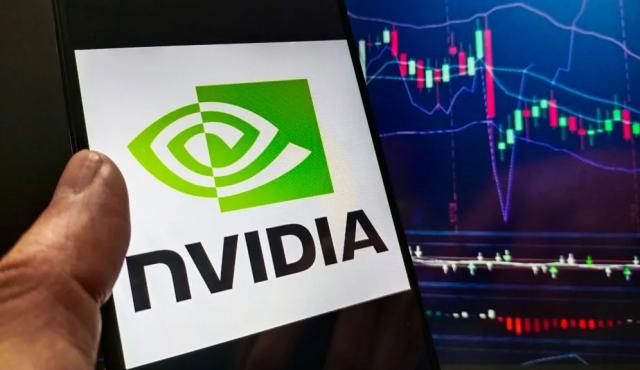 Nvidia anunció resultados históricos para el primer trimestre de 2025, alcanzando ingresos por $44.100 millones, un impresionante aumento del 69% interanual, y una ganancia neta de $18.800 millones, un salto del 26%.
