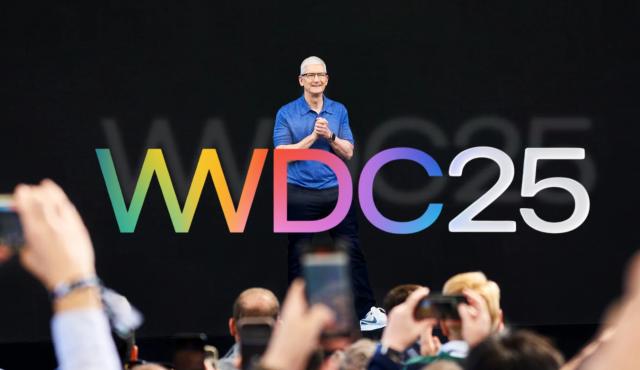 



En su esperada conferencia WWDC 2025, Apple presentó nuevas funciones relacionadas con inteligencia artificial, pero el entusiasmo fue mucho menor al habitual. Aunque hubo anuncios como traducción en vivo, resúmenes automáticos y generación de imágenes, la mayoría de analistas coincidió: “Apple llegó tarde y con poco”.
