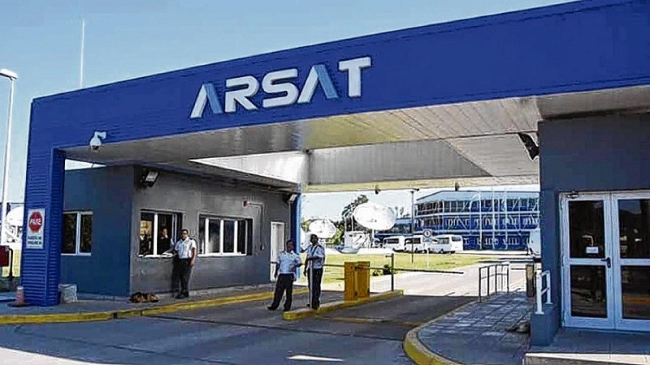ARSAT, la empresa estatal argentina de telecomunicaciones, ha marcado un hito en la industria logística y de telecomunicaciones al transformar su cadena de suministro mediante la implementación de Red Hat OpenShift AI. 