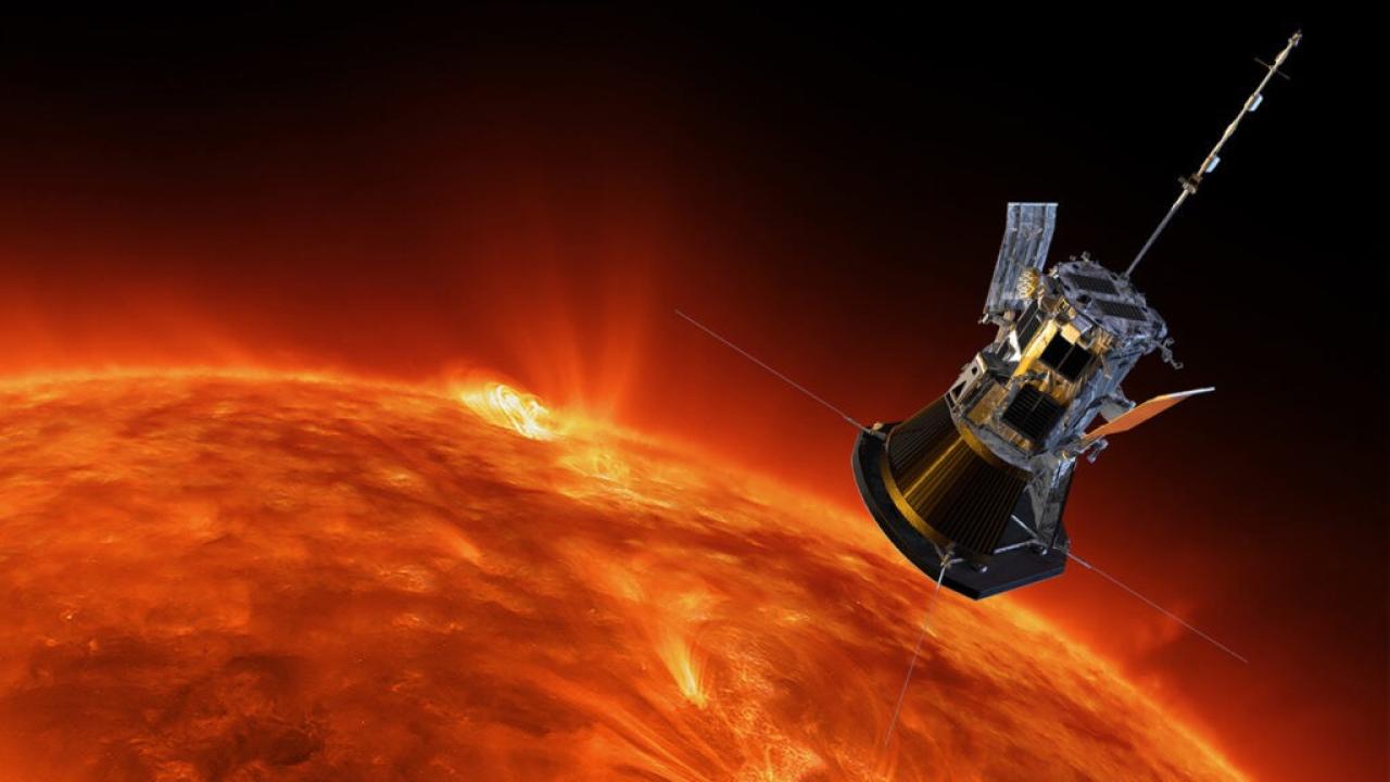 La NASA publicó una serie histórica de imágenes de la superficie solar captadas por la sonda Parker Solar Probe durante su aproximación más cercana hasta la fecha, a solo 3.8 millones de millas de la superficie del Sol, el 24 de diciembre de 2024. La próxima aproximación similar será el 15 de septiembre de 2025.