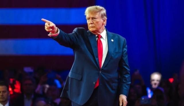 En la Cumbre inaugural de Energía e Innovación en la Universidad Carnegie Mellon, el presidente y líder republicano Donald Trump presentó un ambicioso paquete de inversiones privadas por US$92 000 millones para inteligencia artificial (IA) y energías en Pensilvania y regiones vecinas.