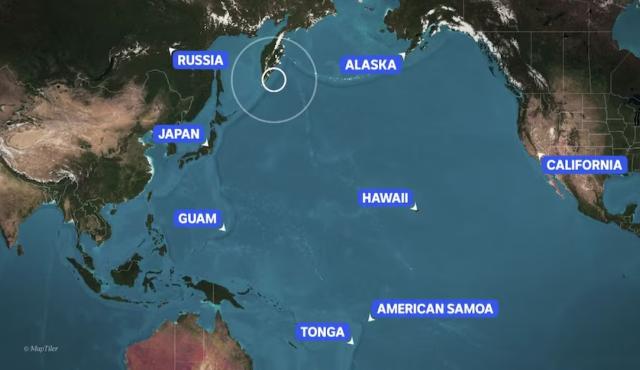 En un mundo cada vez más susceptible a desastres naturales, la capacidad de predecir y mitigar el impacto de eventos como terremotos y tsunamis se ha vuelto crucial. En este escenario, empresas como Esri, líder mundial en sistemas de información geográfica (SIG), emerge como pilar fundamental en la detección temprana y la respuesta eficaz ante estas catástrofes. Su tecnología geoespacial no solo permite monitorear y analizar fenómenos sísmicos, sino que también empodera a las organizaciones para salvar vidas y proteger infraestructuras.
