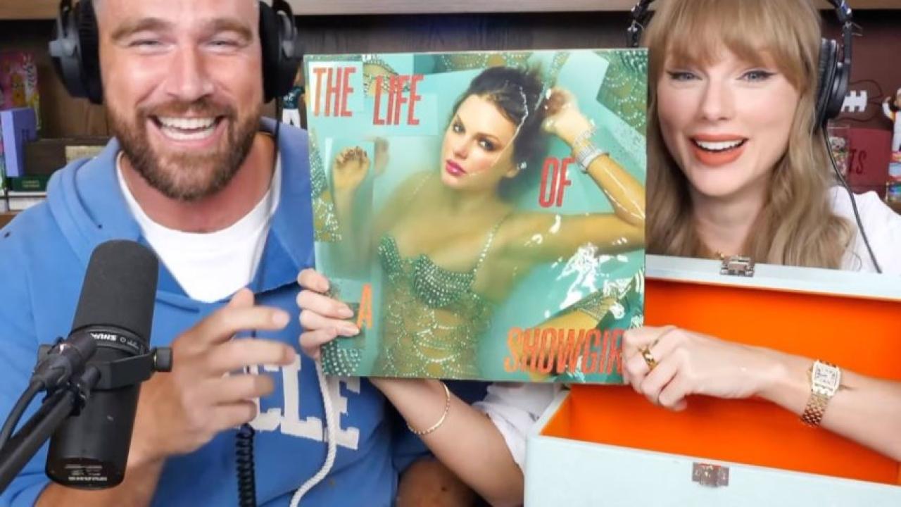 Taylor Swift alcanzó más de 11.7 millones de reproducciones en YouTube y 400 millones en redes sociales con su participación en el podcast New Heights. La artista habló sobre su próximo álbum The Life of a Showgirl, su relación con Travis Kelce y su familia, en un episodio que ya marca un hito en el mundo del streaming de audio y video.
