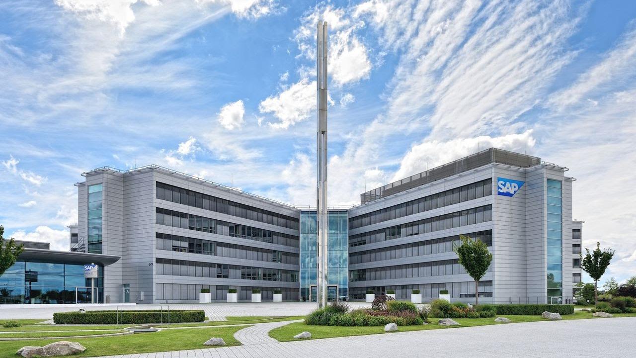 Las metodologías RISE with SAP y GROW with SAP dictan la pauta de la migración, permitiendo a las empresas regionales construir un centro digital ágil para la automatización e innovación impulsada por la Inteligencia Artificial.