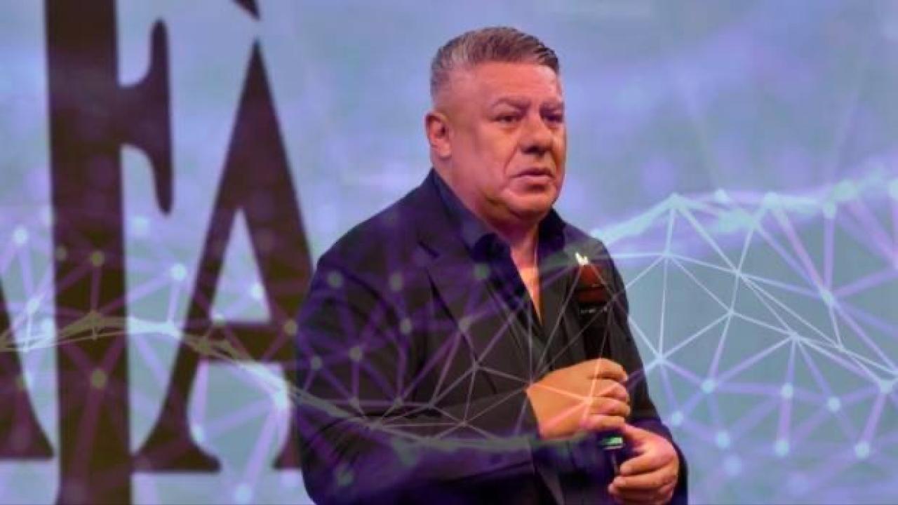 La Feria Mundial de Ethereum llegará en noviembre de 2025 a Buenos Aires como símbolo de innovación global. Pero en Argentina, ningún gran evento ocurre aislado del poder: la figura de Claudio “Chiqui” Tapia y la AFA son parte del tablero en el que se juega esta transformación.