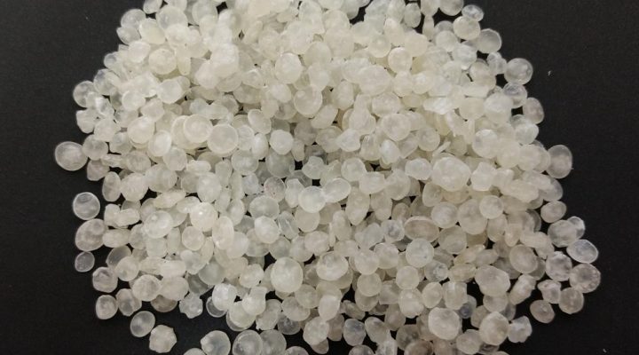 Pellets biodegradables de almidón de mandioca