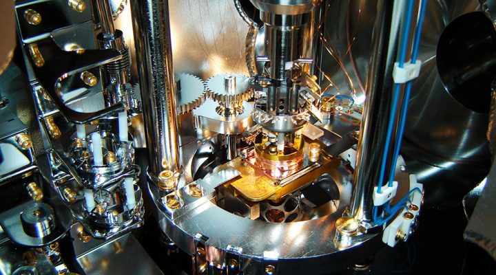 Microscopio de sonda de barrido (AFM/STM) de ultra alto vac&iacute;o (Laboratorio de Fisicoqu&iacute;mica de Superficies del Prof. Tysoe en Milwaukee). Foto: gentileza investigador.