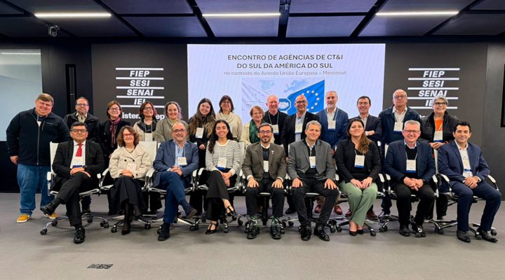 El CONICET participó en Curitiba de una reunión internacional para avanzar en una agenda común de Ciencia, Tecnología e Innovación en los territorios del eje del Trópico de Capricornio. Crédito: Fundação Araucária.