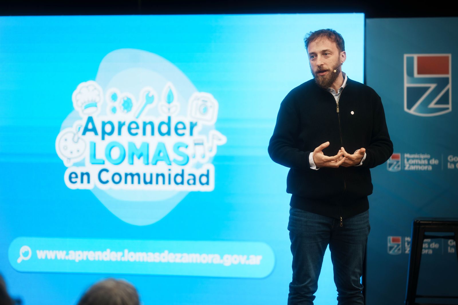 Federico Otermín Intendente de Lomas de Zamora durante la presentación de Aprender Lomas